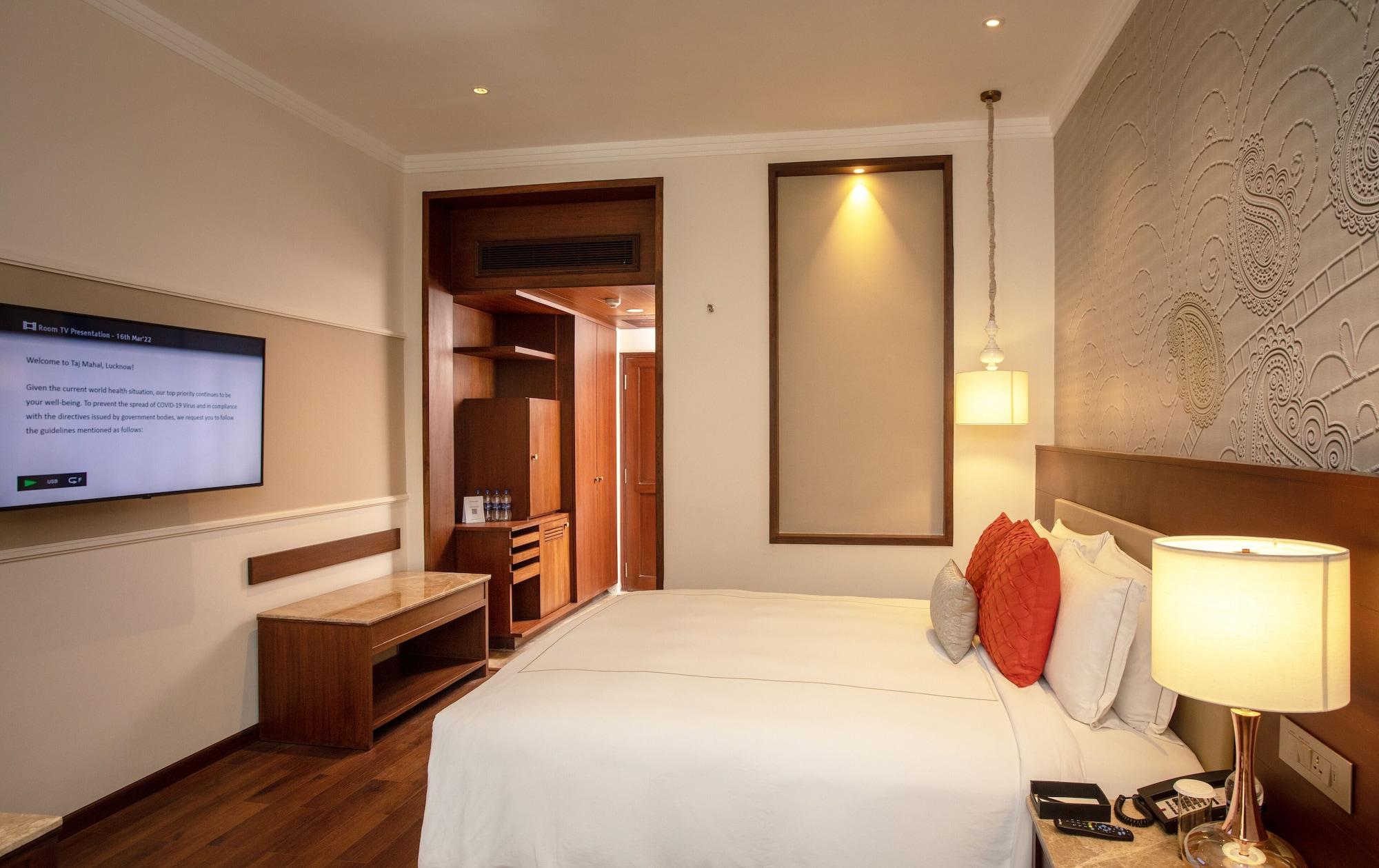 Taj Mahal Lucknow Hotell Eksteriør bilde