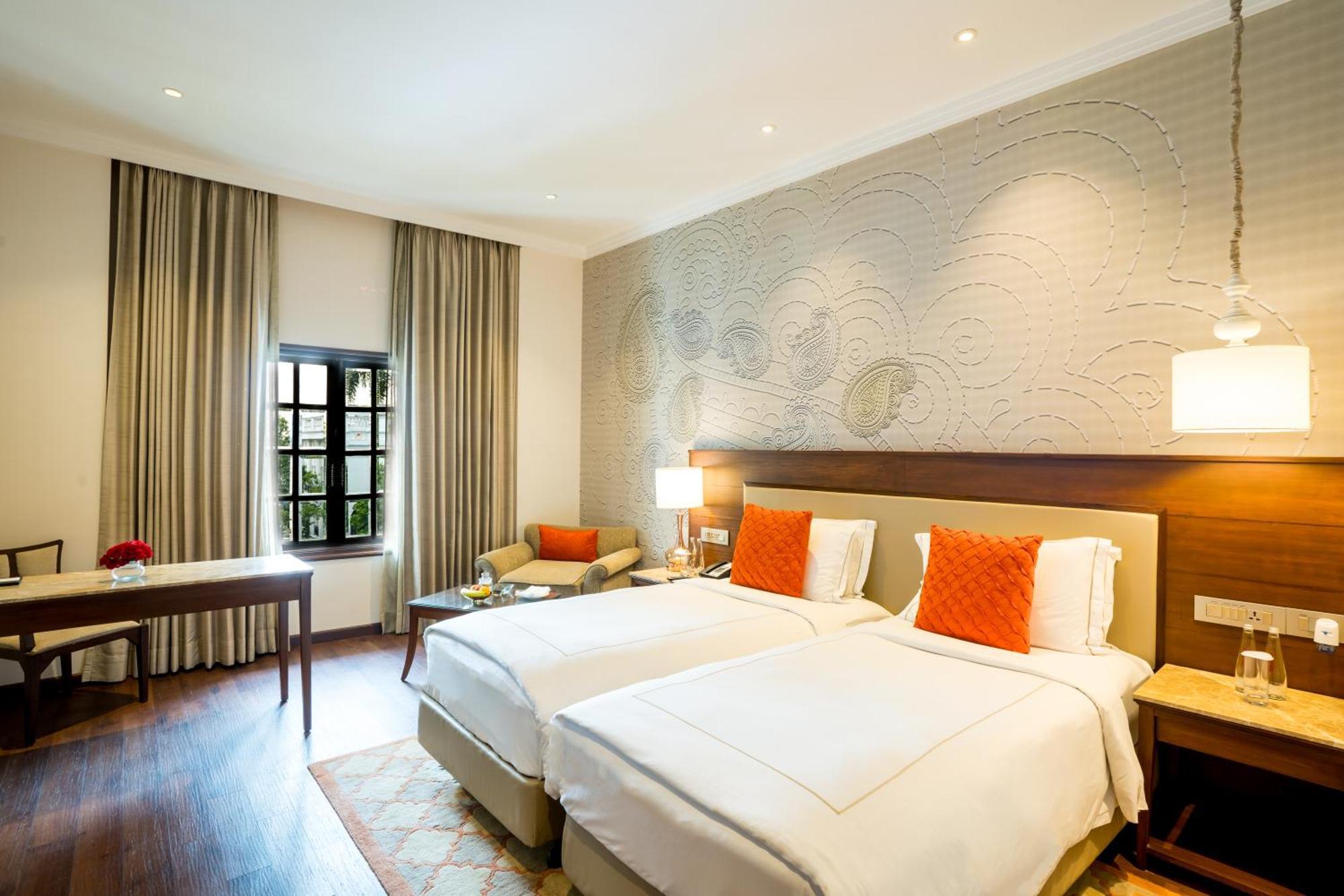 Taj Mahal Lucknow Hotell Eksteriør bilde