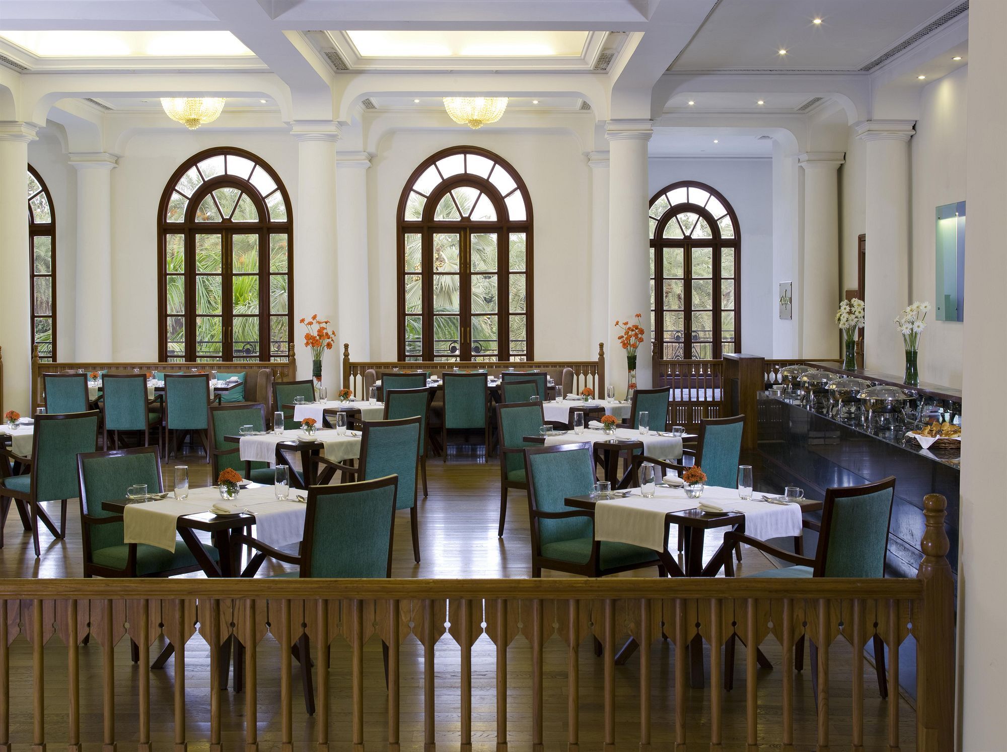 Taj Mahal Lucknow Hotell Eksteriør bilde