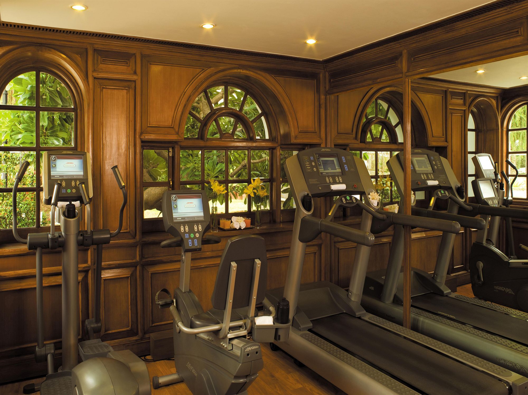 Taj Mahal Lucknow Hotell Eksteriør bilde