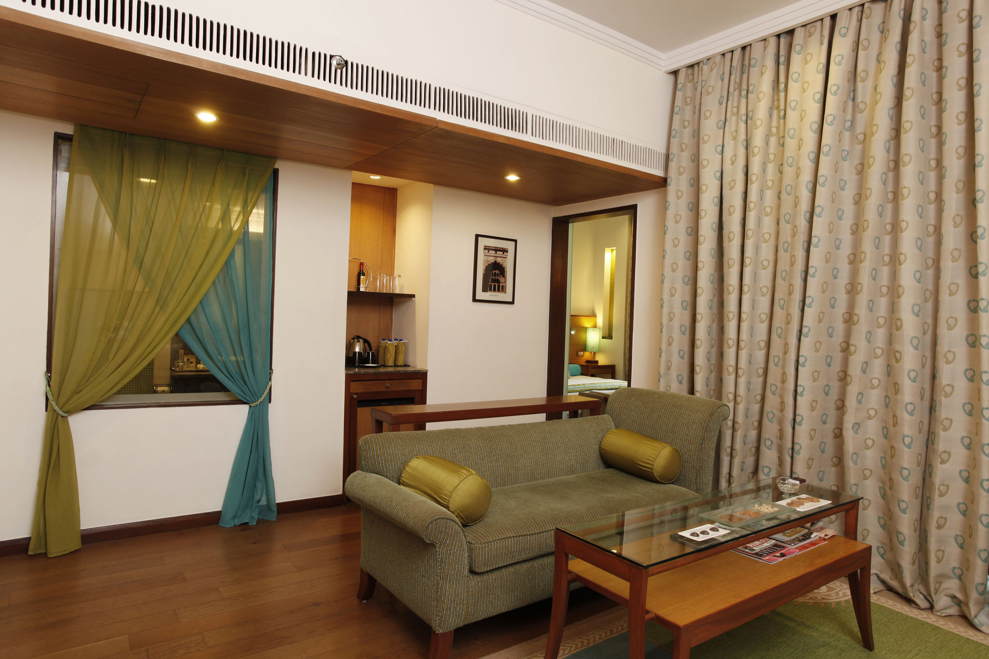 Taj Mahal Lucknow Hotell Eksteriør bilde