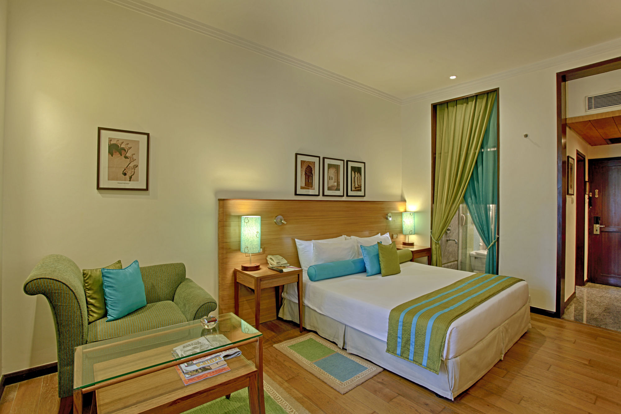 Taj Mahal Lucknow Hotell Eksteriør bilde