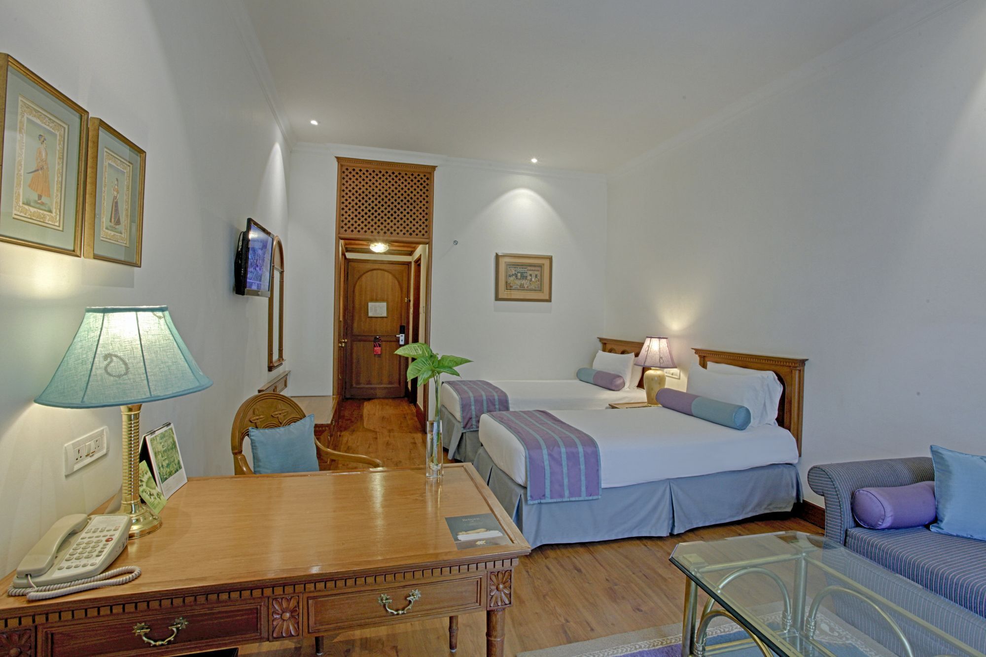 Taj Mahal Lucknow Hotell Eksteriør bilde