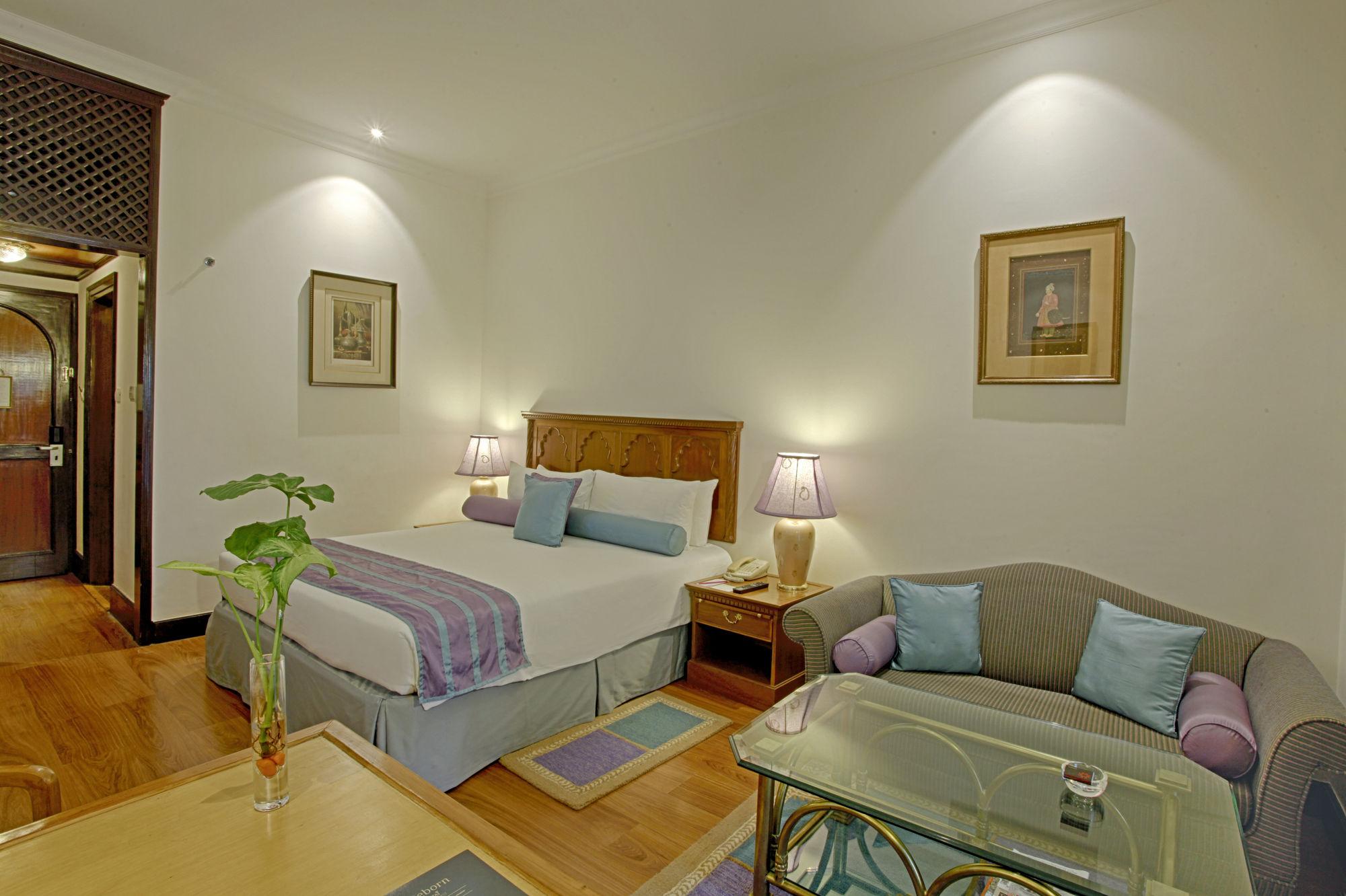 Taj Mahal Lucknow Hotell Eksteriør bilde
