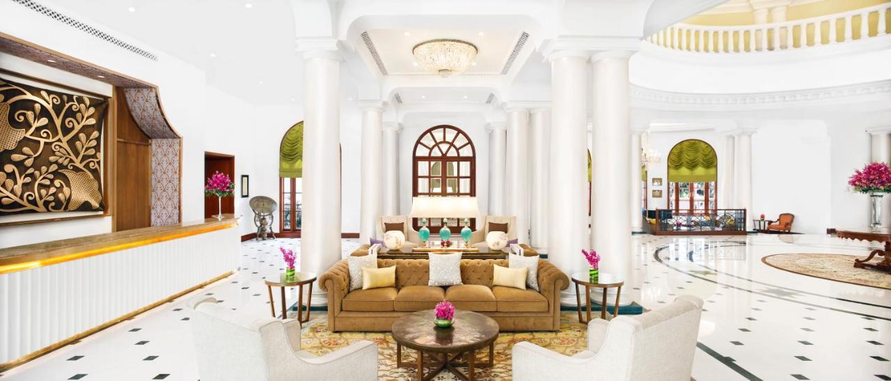 Taj Mahal Lucknow Hotell Eksteriør bilde