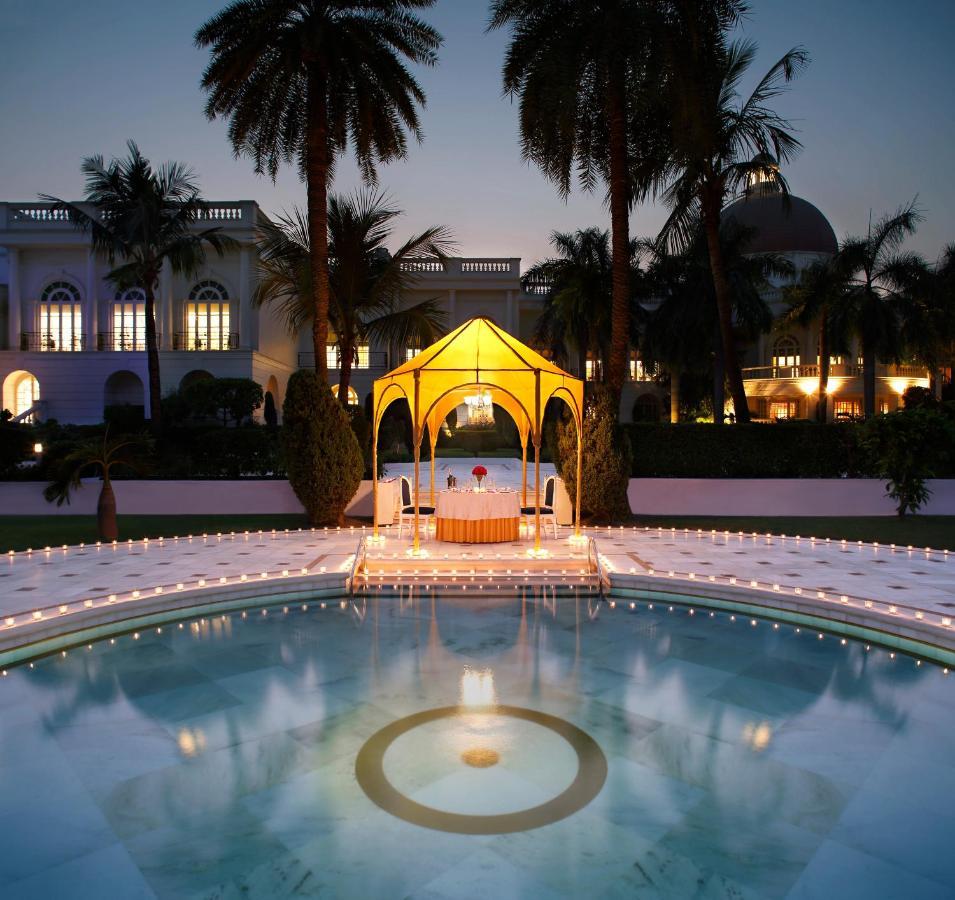 Taj Mahal Lucknow Hotell Eksteriør bilde